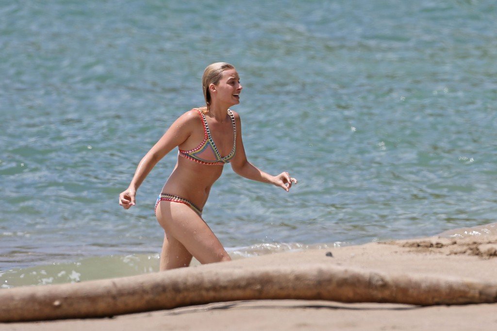 Margot Robbie Desnuda y Sexy 21