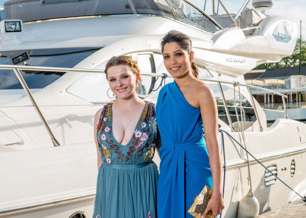 Escote de Abigail Breslin 12