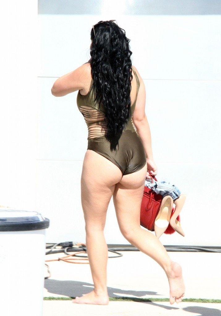 Ariel Winter Butt Pics thefappening.so-0007