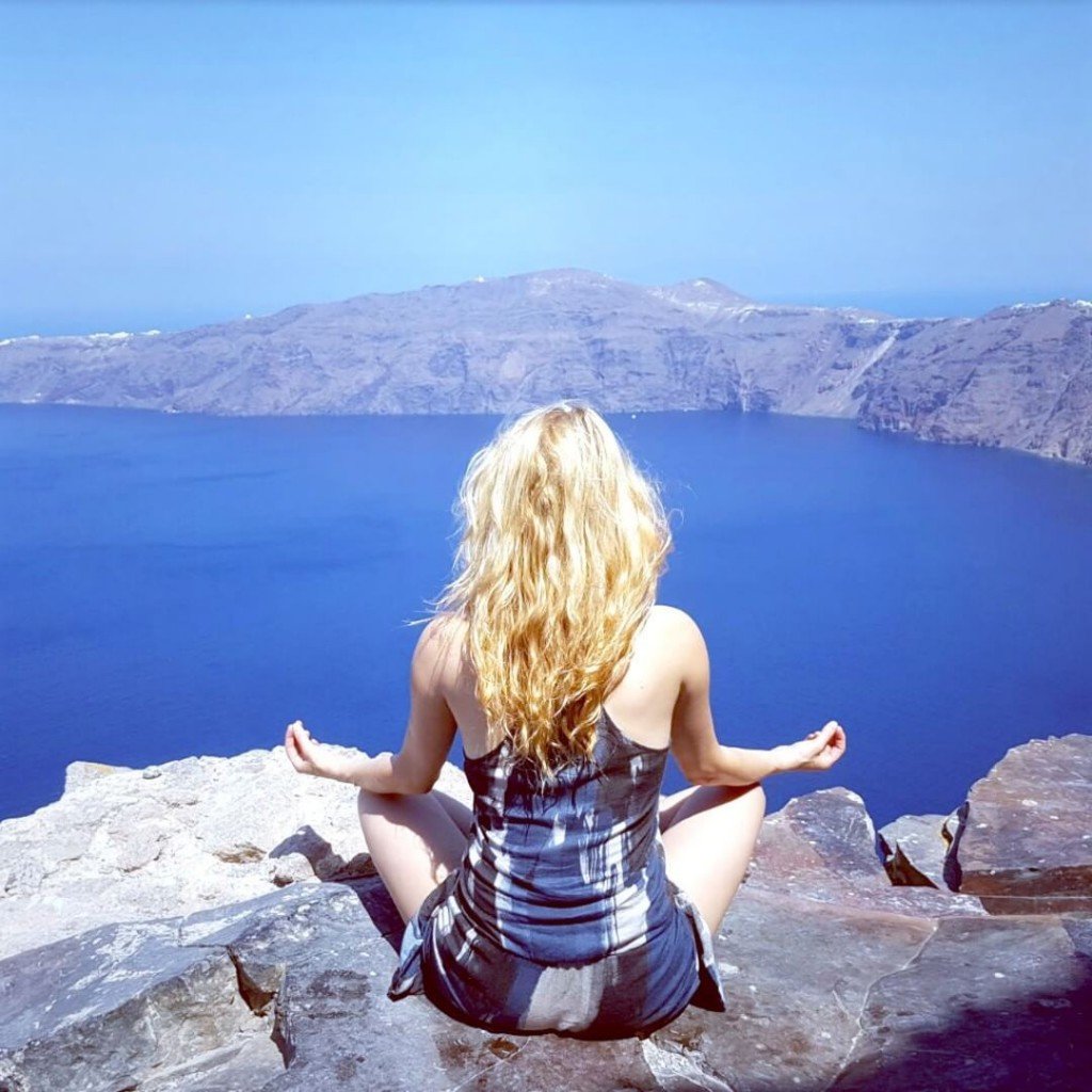 Katheryn Winnick Sexy & Topless 7