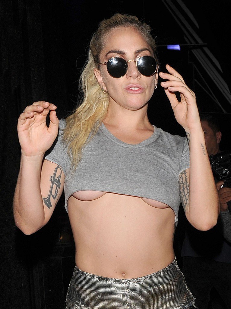 Lady Gaga Underboob thefappening.so-0053