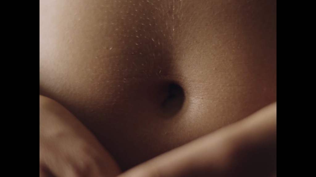 Alina Süggeler Desnuda y Sexy 8