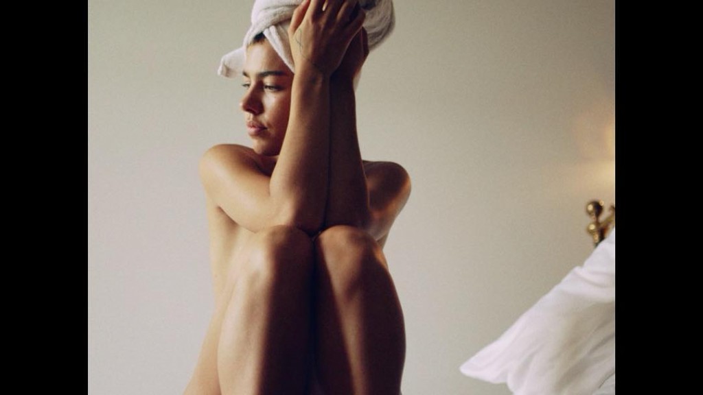 Alina Süggeler Sexy 4