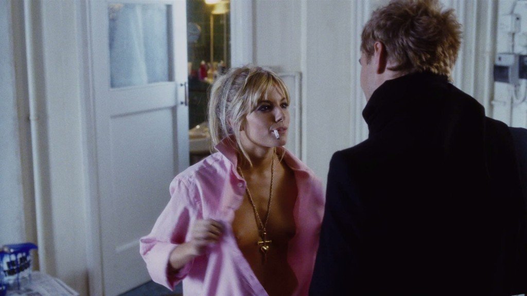 Sienna Miller Nude 5