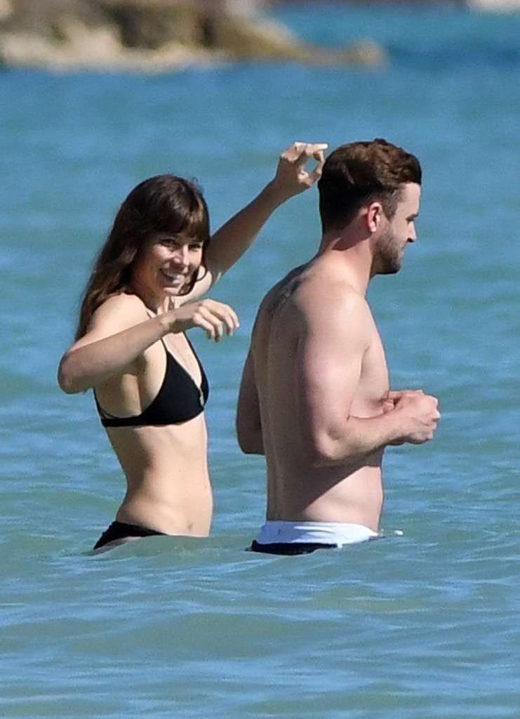 Jessica Biel Sexy 65