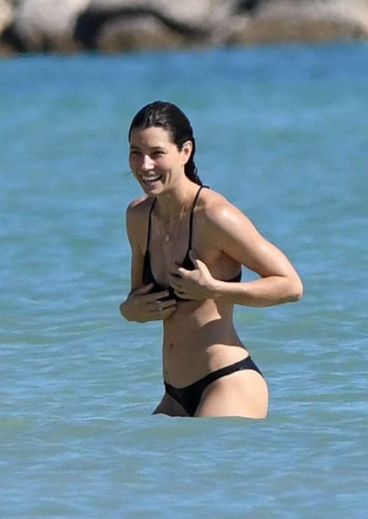 Jessica Biel Sexy 83