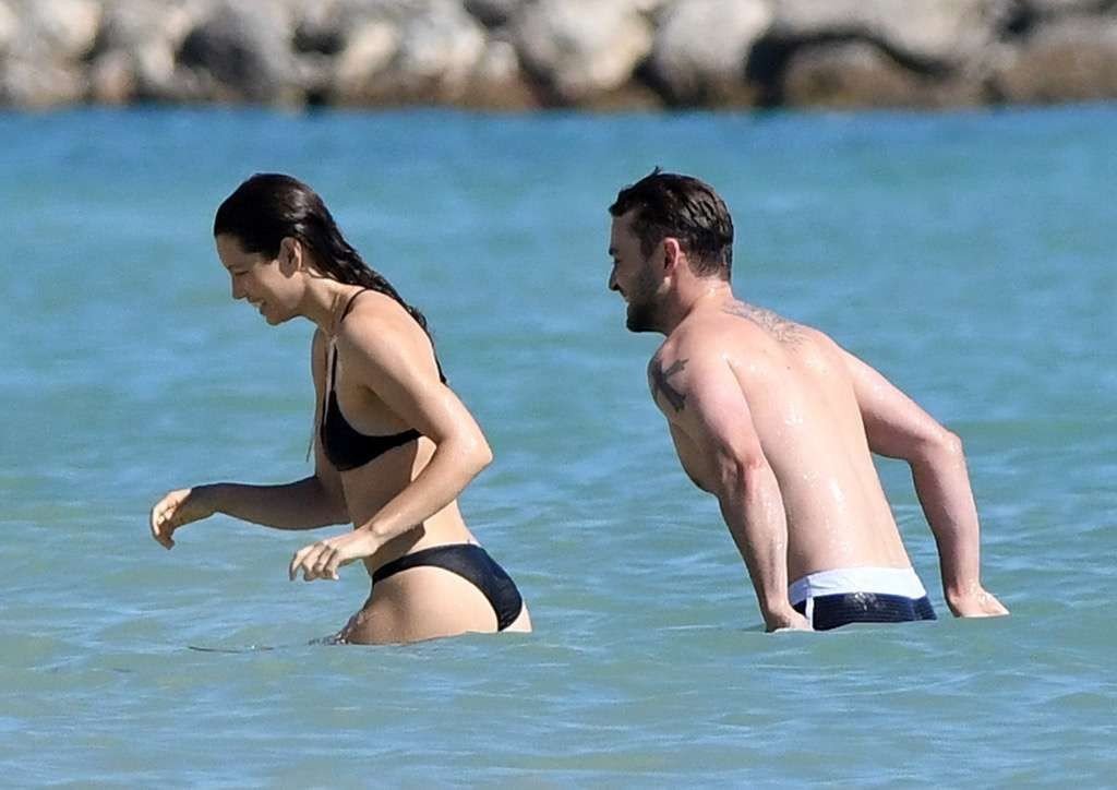 Jessica Biel Sexy 9