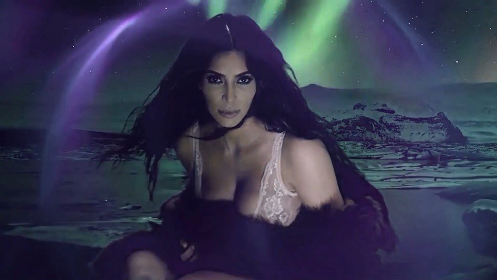 Kim Kardashian Sexy 7