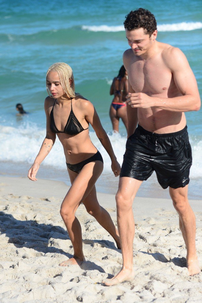 Zoe Kravitz Sexy thefappening.so 7