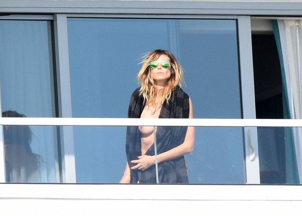 Heidi Klum Topless 39 thefappening.so