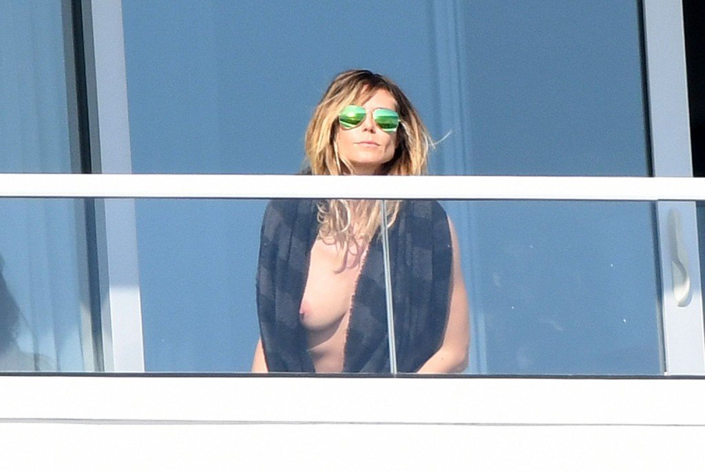 Heidi Klum Topless 42 thefappening.so