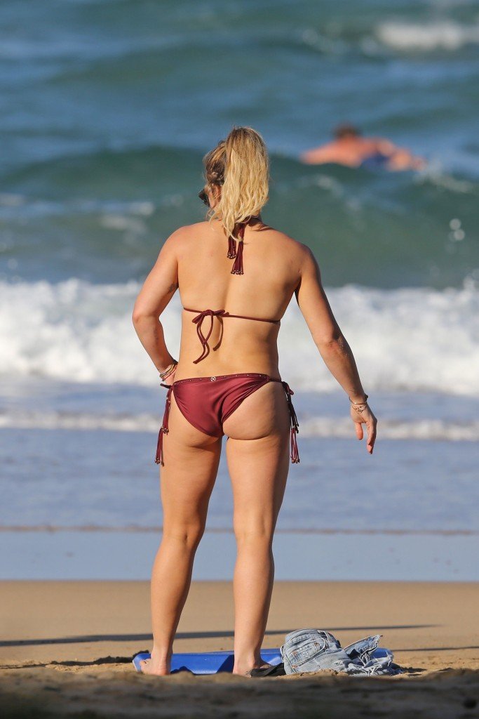 Hilary Duff Sexy thefappening.so 70