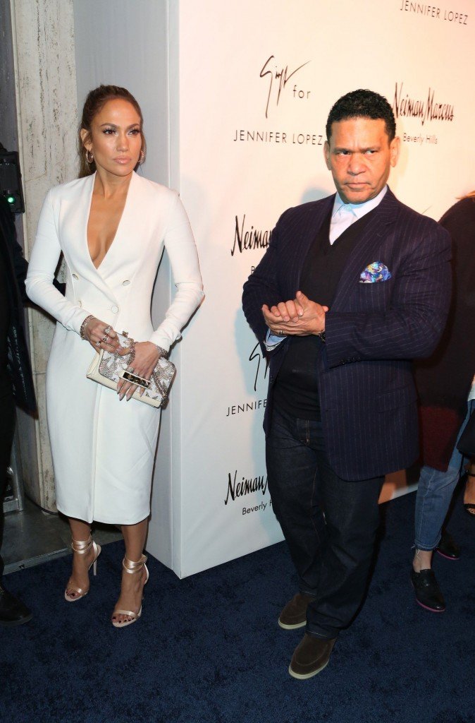 Jennifer Lopez Cleavage 31 thefappening.so
