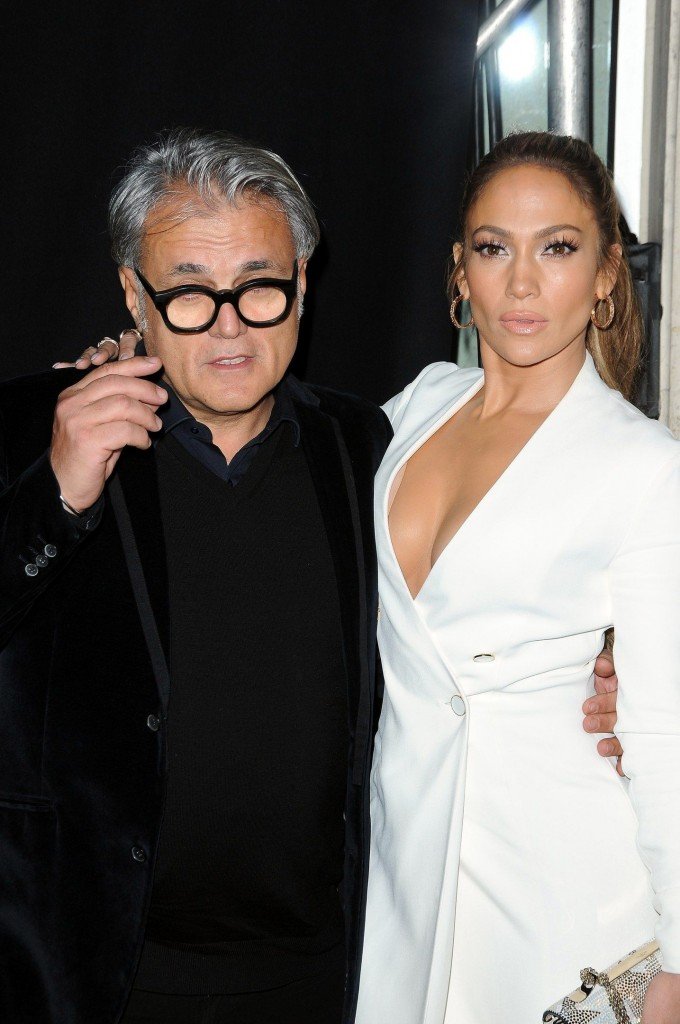 Jennifer Lopez Cleavage 34 thefappening.so