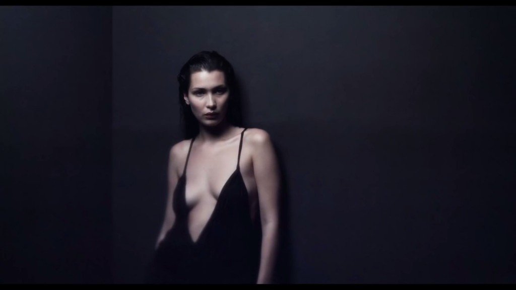 Bella Hadid Sexy Topless 17 thefappening.so