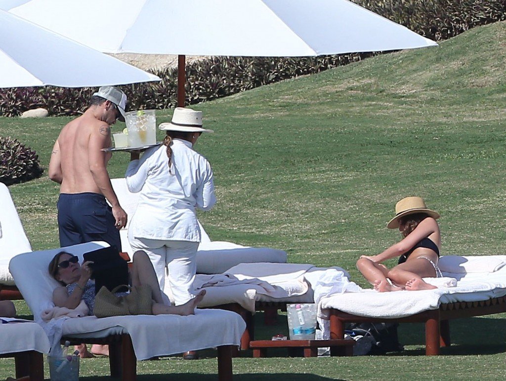 Jessica Alba Sexy 23 thefappening.so