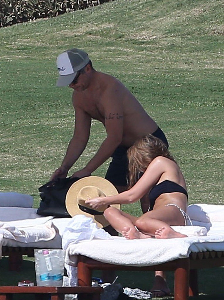 Jessica Alba Sexy 27 thefappening.so