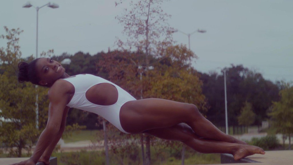 Simon Biles Sports Illustrated Swimsuit 2017_14