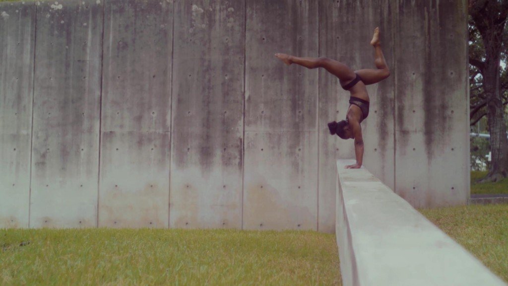 Simon Biles Sports Illustrated Swimsuit 2017_18