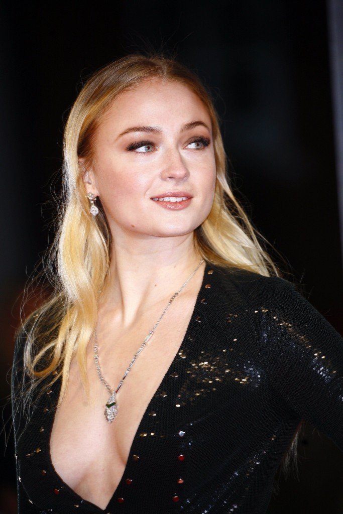 Sophie Turner Sexy 223 thefappening.so