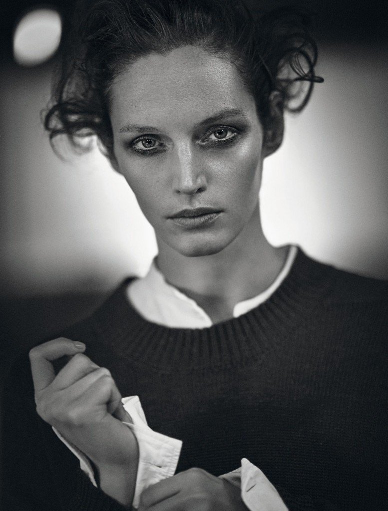 Vivien Solari Sexy Topless 2 thefappening.so