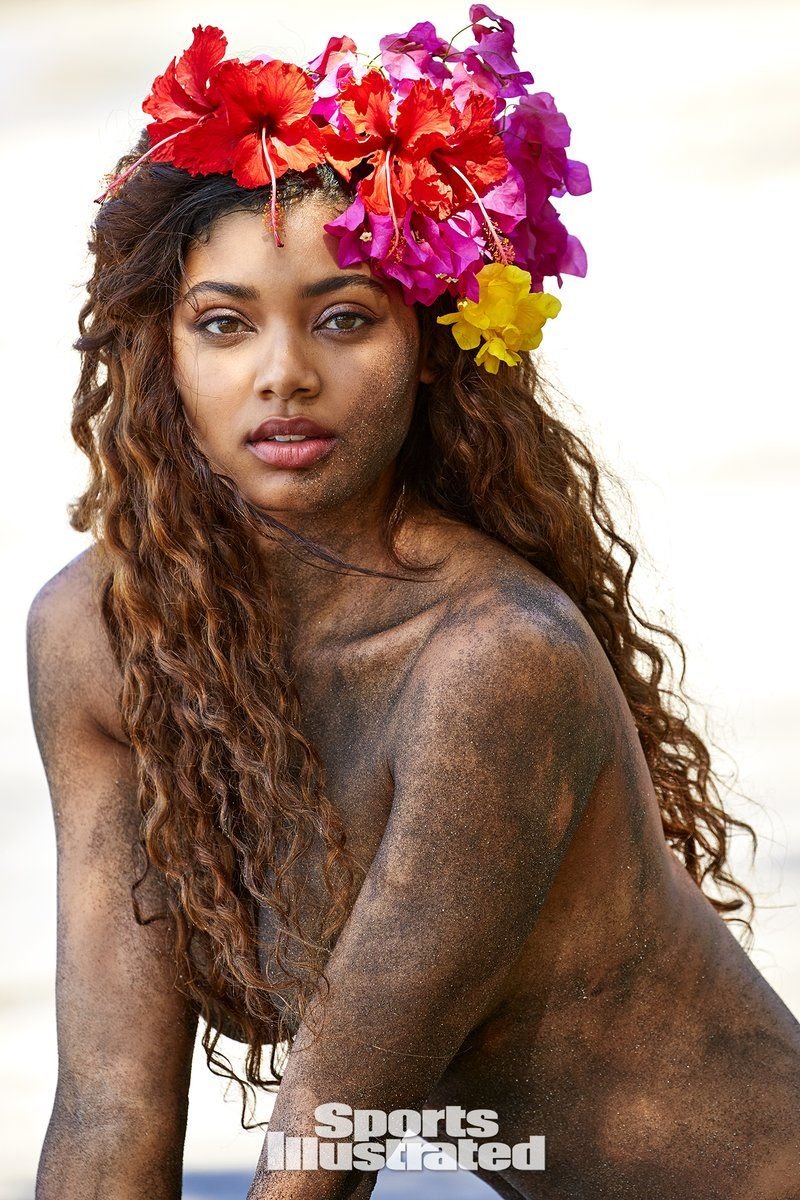 Danielle Herrington Nude