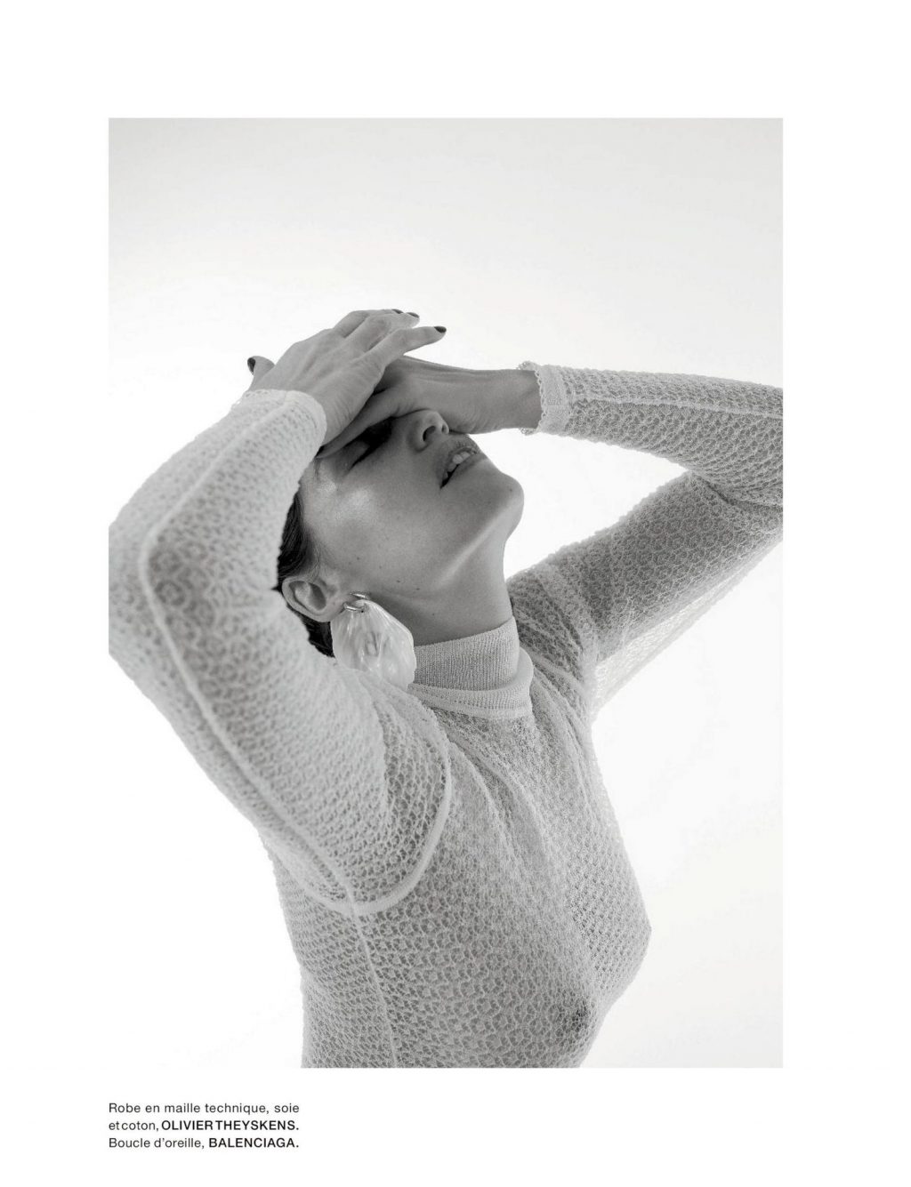 Laetitia Casta Transparente y Sexy - Numéro